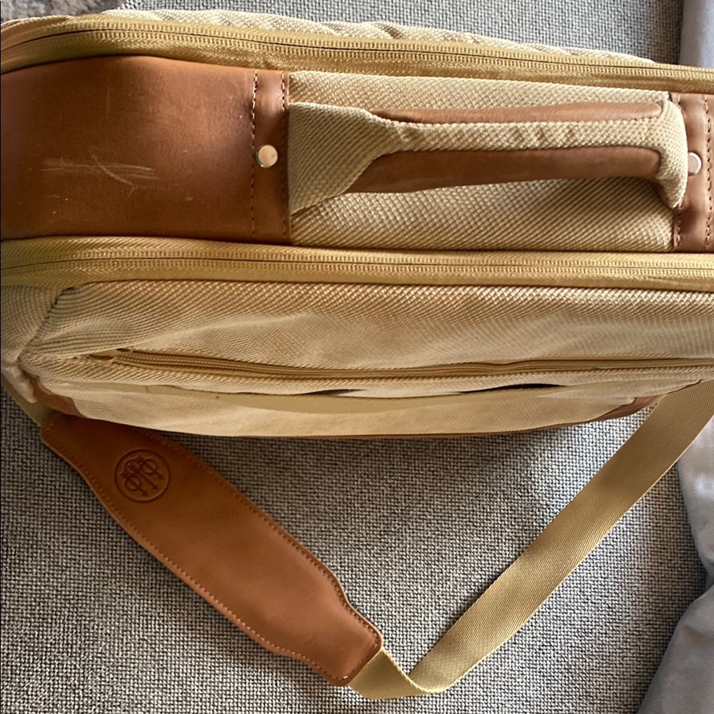 Beretta Briefcase Bag Laptop Adjustable Strap many compartments Like New - Picture 8 of 13